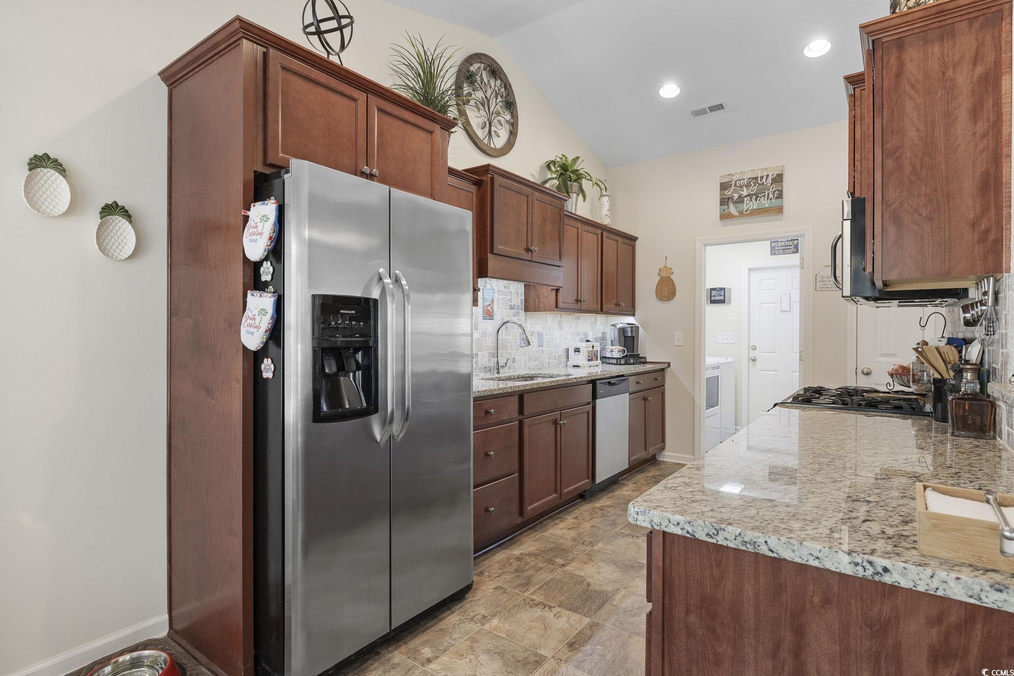 1460 Abberbury Dr. Property Photo 16
