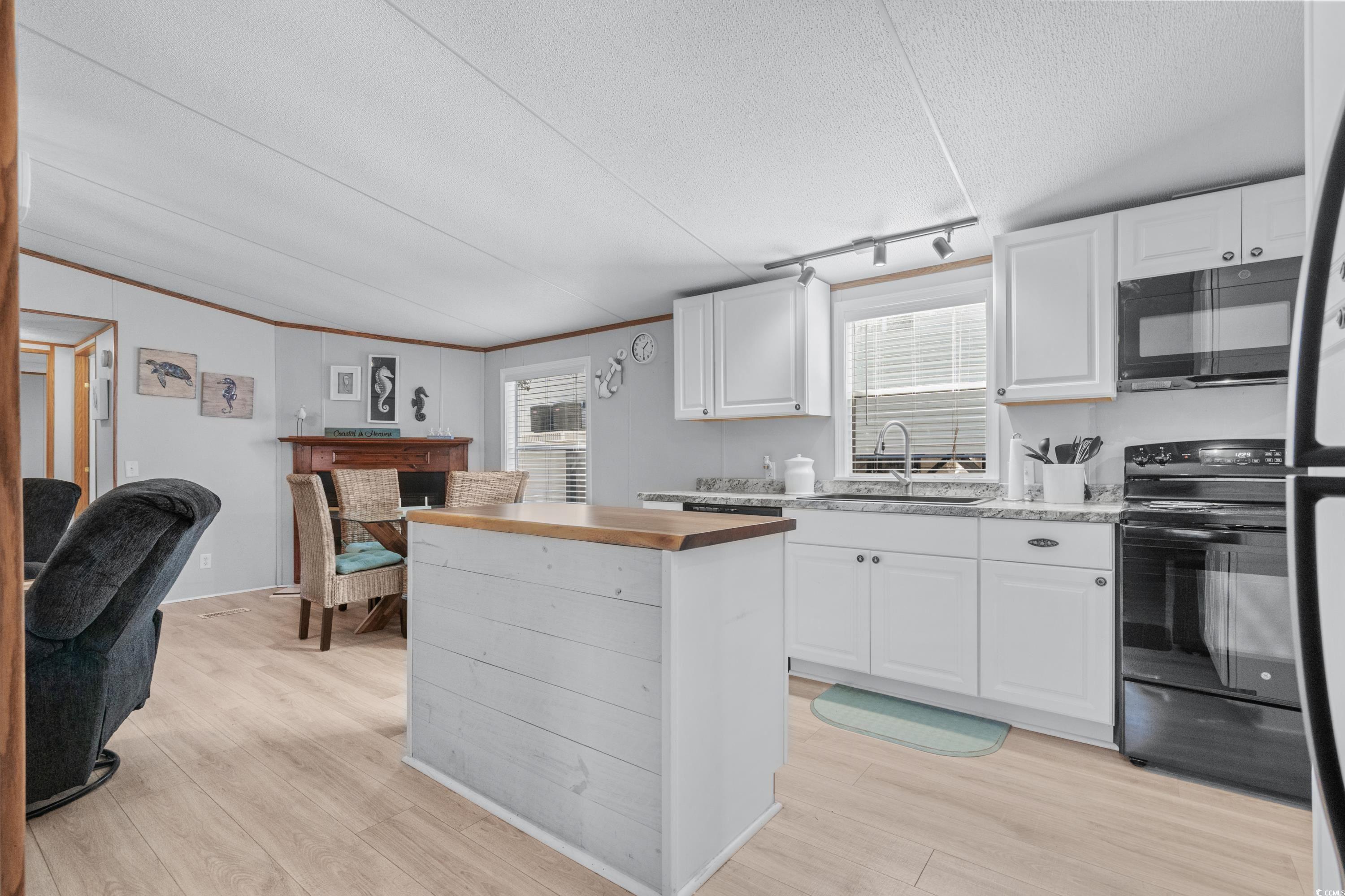 6001-mh53 S Kings Highway Property Photo 16