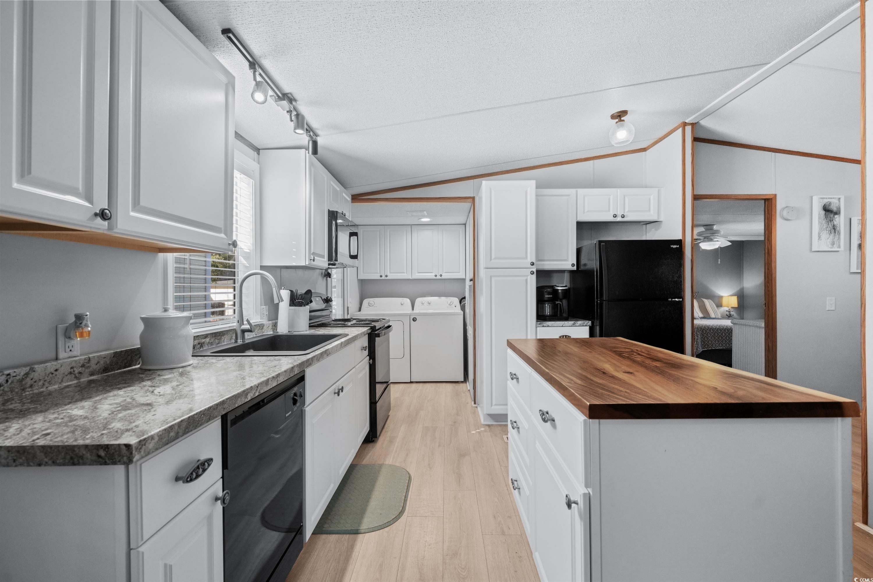 6001-mh53 S Kings Highway Property Photo 20