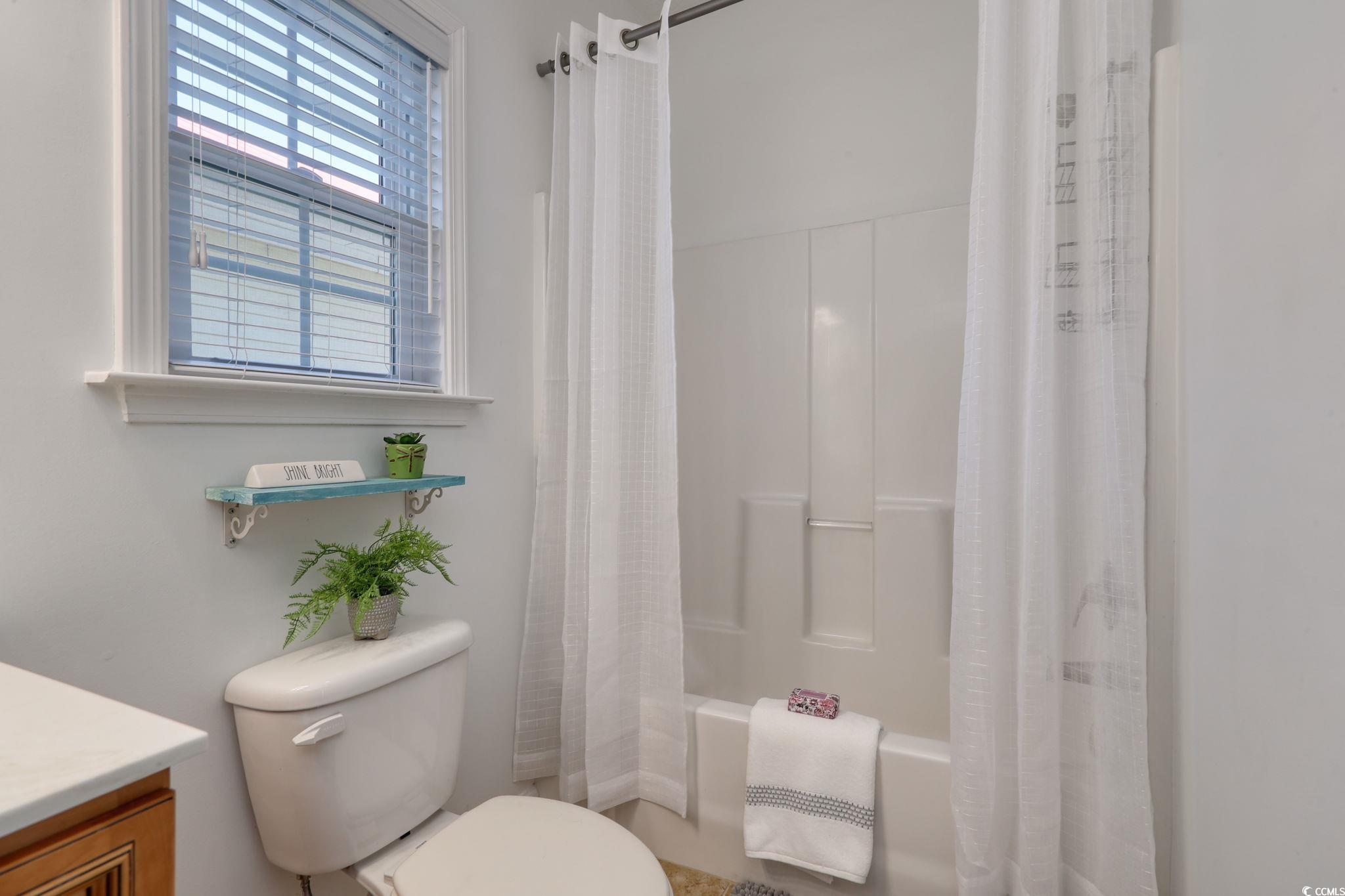 502 Castellar Ln. Property Photo 23