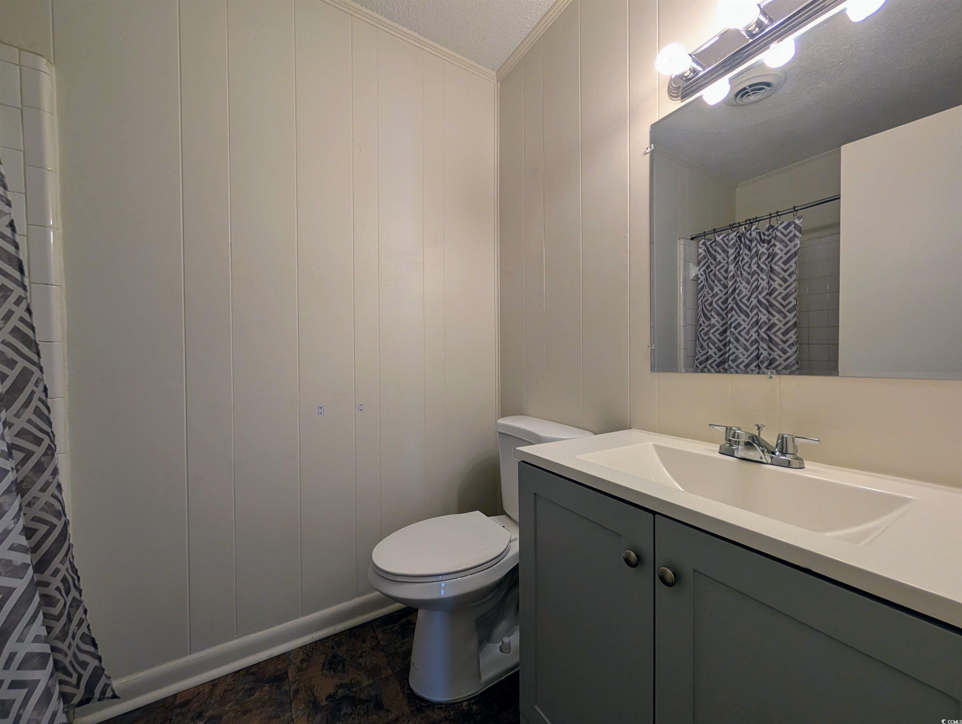 334 Lincolnshire Dr. Property Photo 19