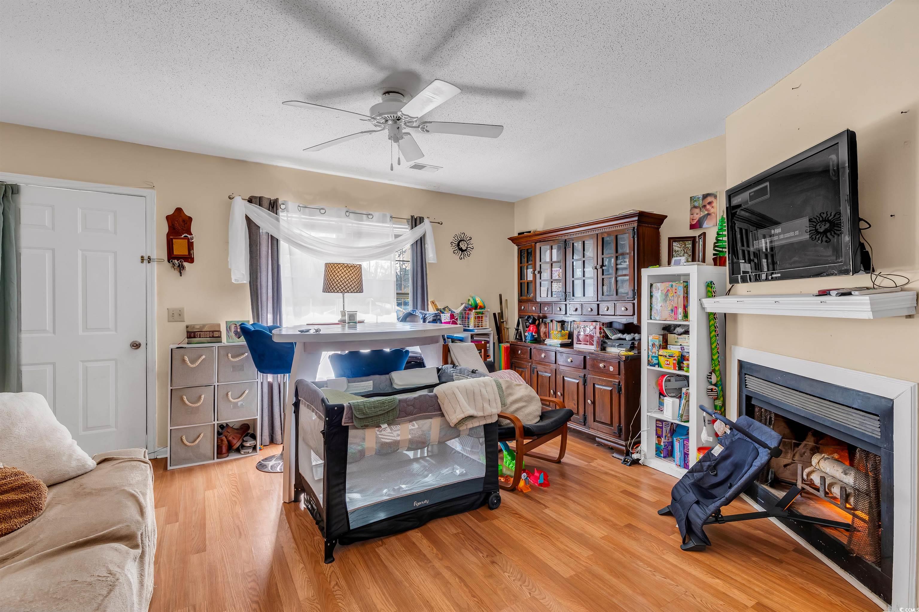 207 Townes Ct. Property Photo 6