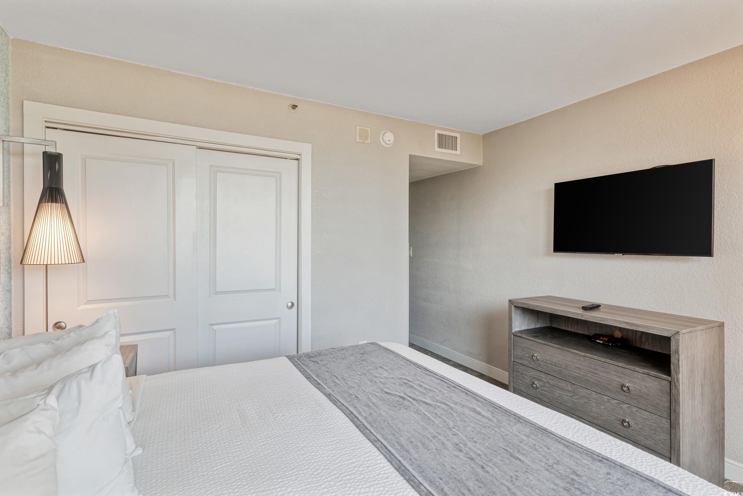 2106 N Ocean Bl N Ocean Blvd. Property Photo 15