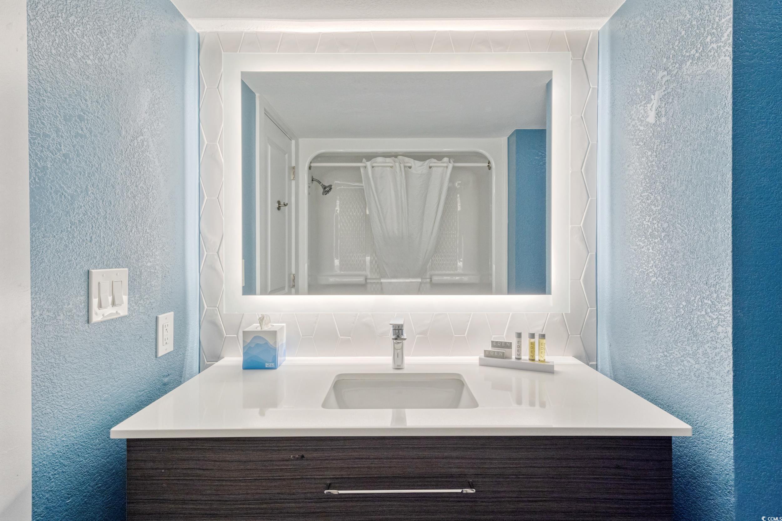 2106 N Ocean Bl N Ocean Blvd. Property Photo 21