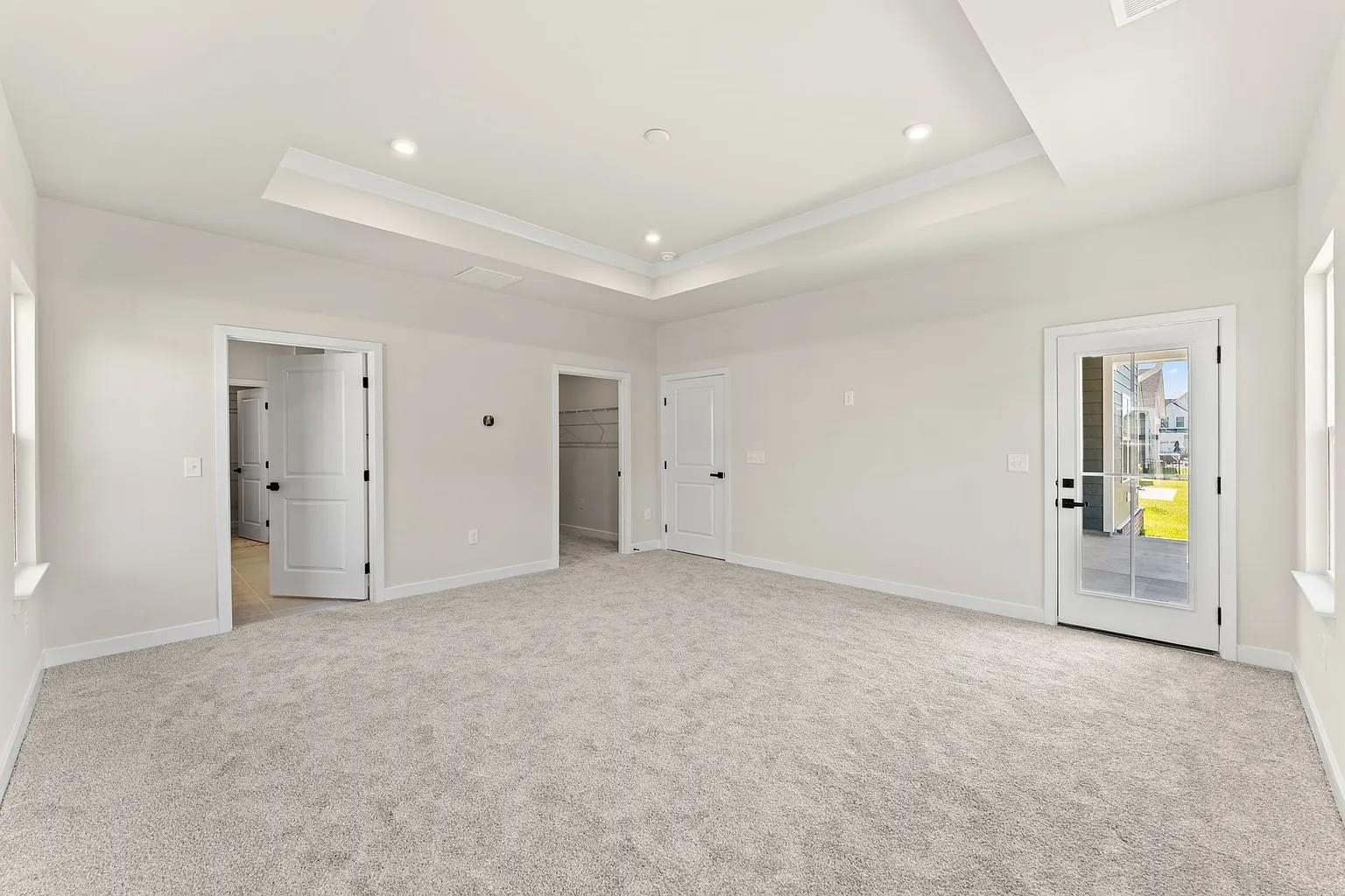 8008 Lotus Dr Property Photo 4