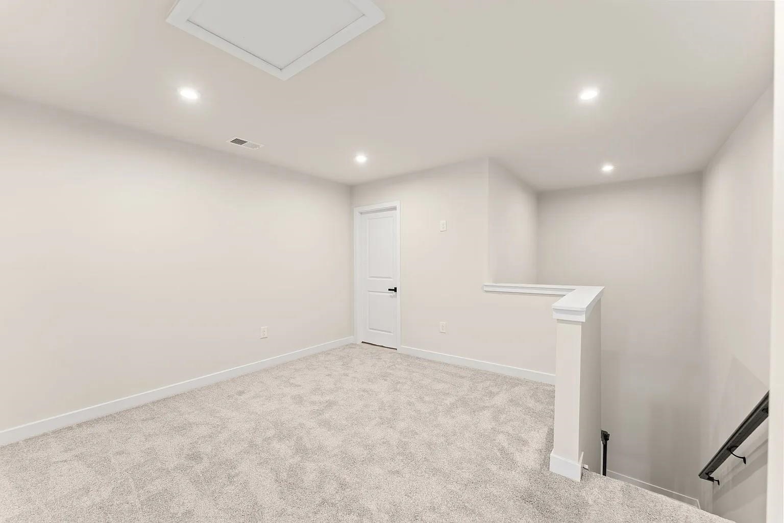 8008 Lotus Dr Property Photo 13