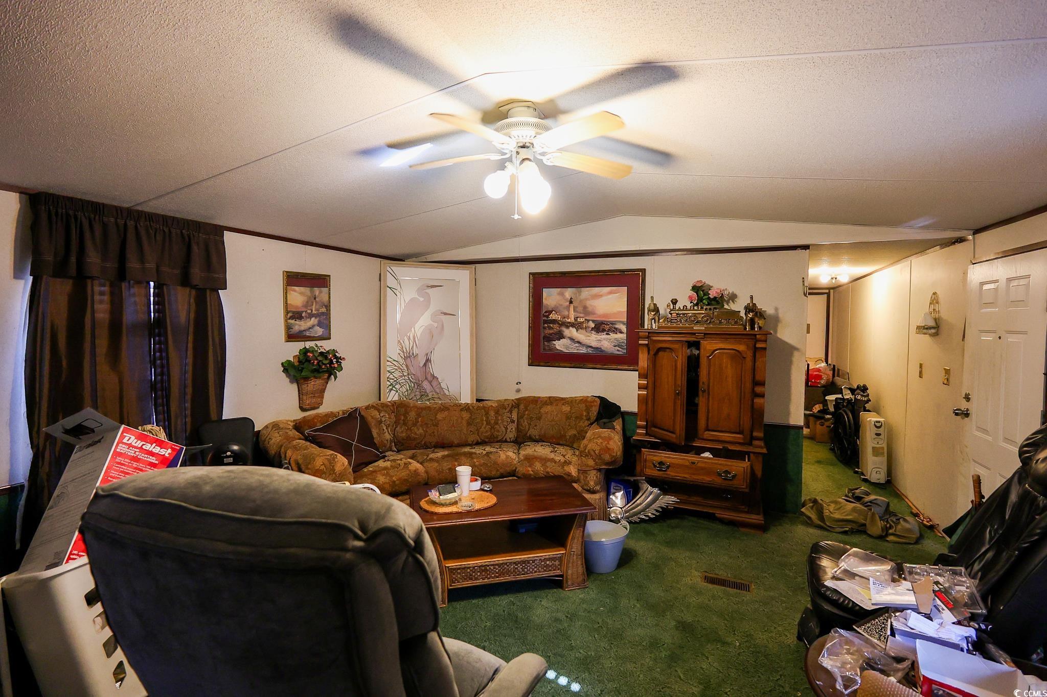 5266 Highmarket St. Property Photo 4