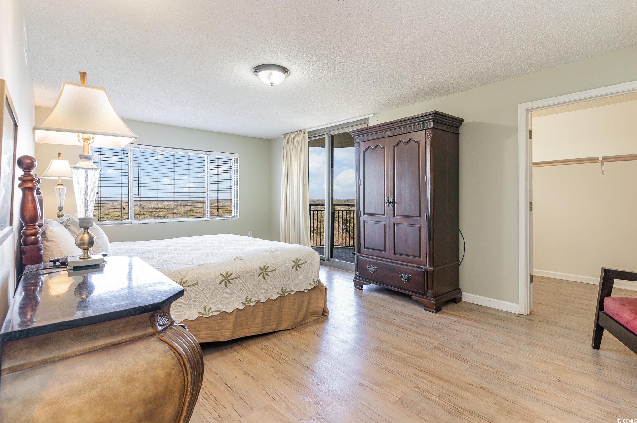 8560 Queensway Blvd. Property Photo 11