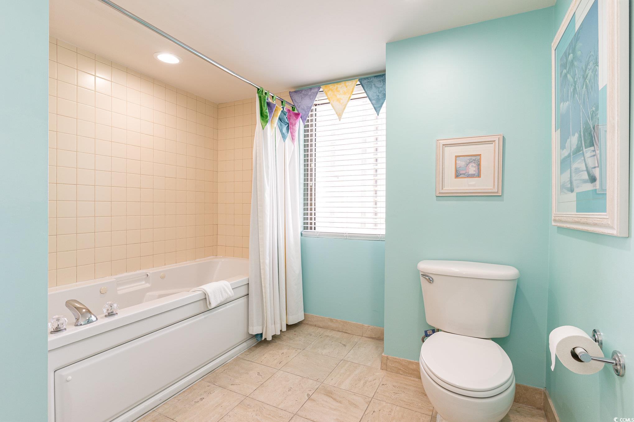 8560 Queensway Blvd. Property Photo 16