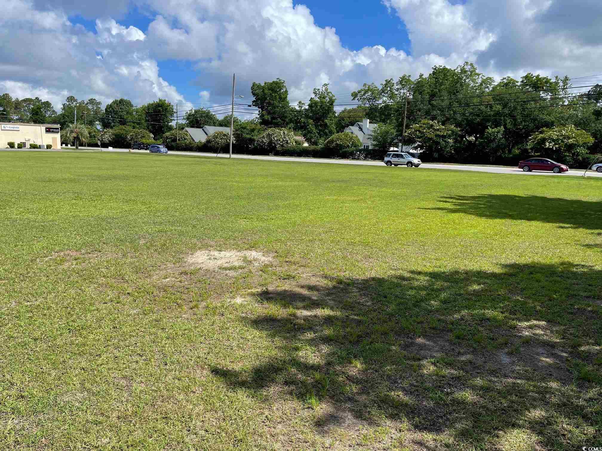 1714 Second Loop Rd. Property Photo 3