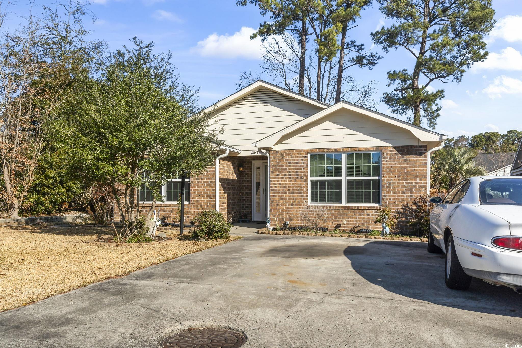 Golden Estates Real Estate Listings Main Image
