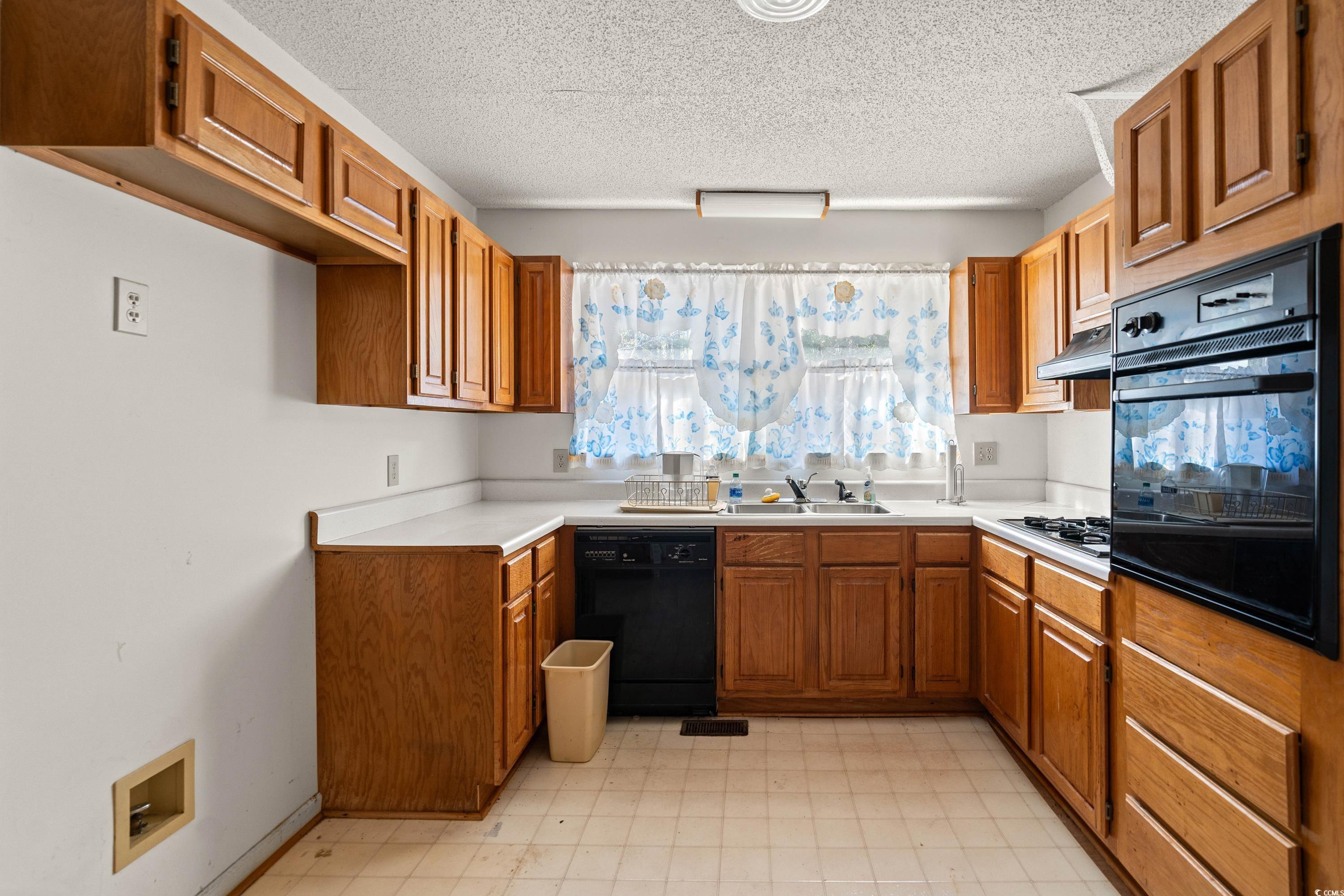3593 S Island Rd. Property Photo 11