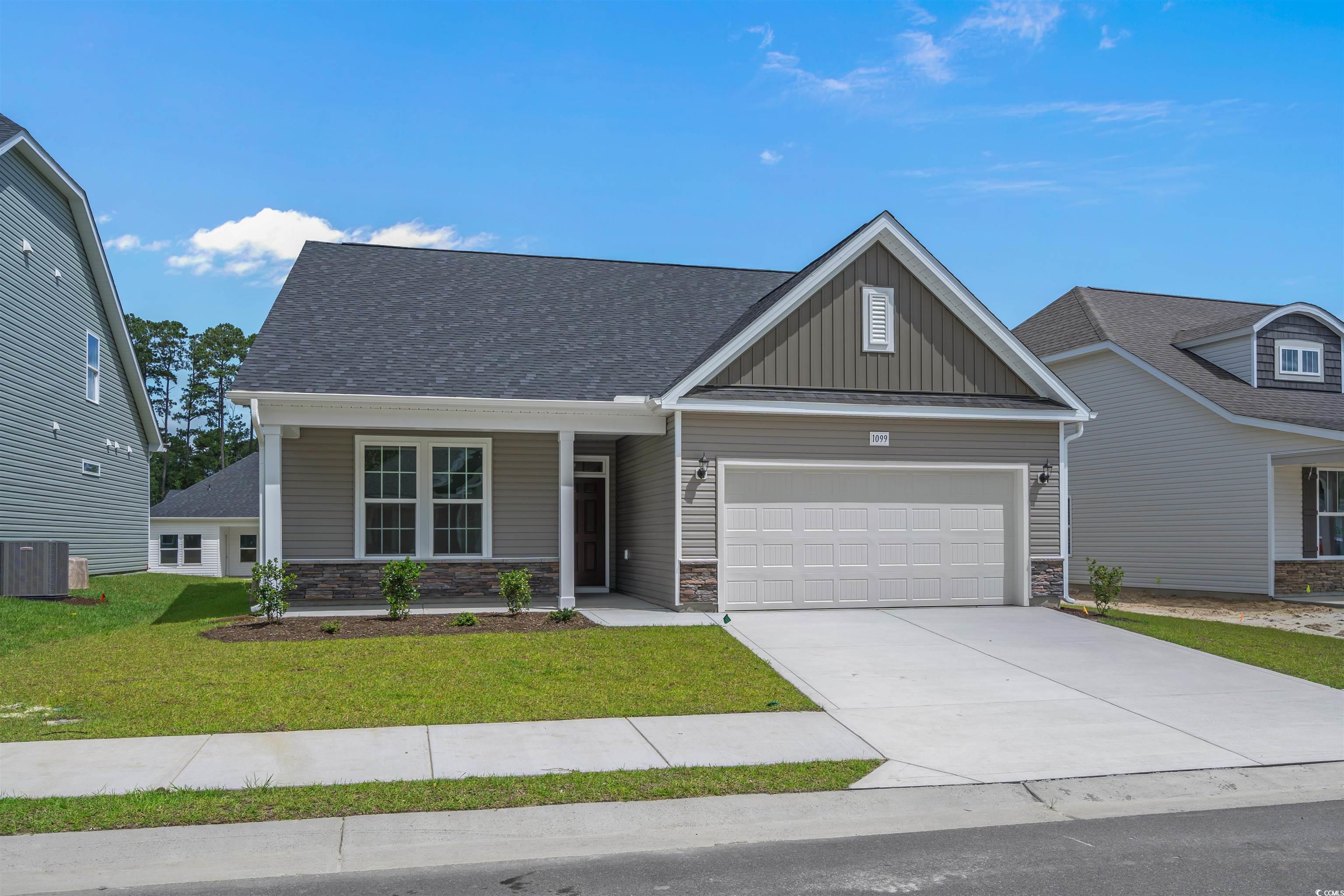 1099 NW Forest Bend Dr. Property Photo 1