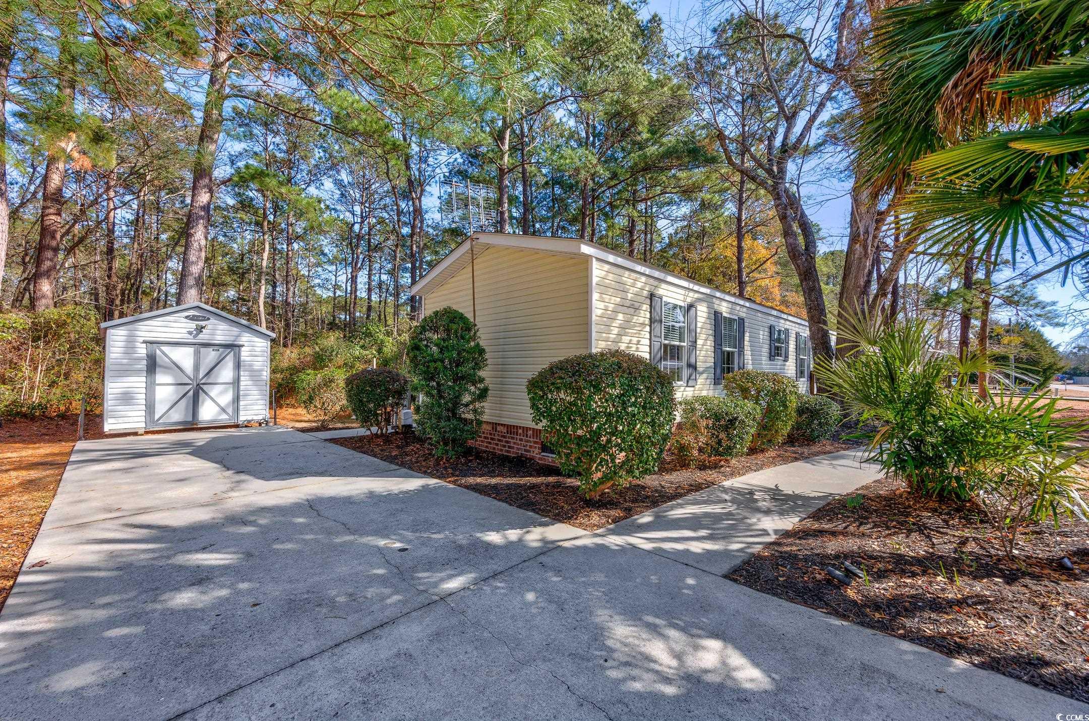 3790 Woodridge Circle Property Photo 26