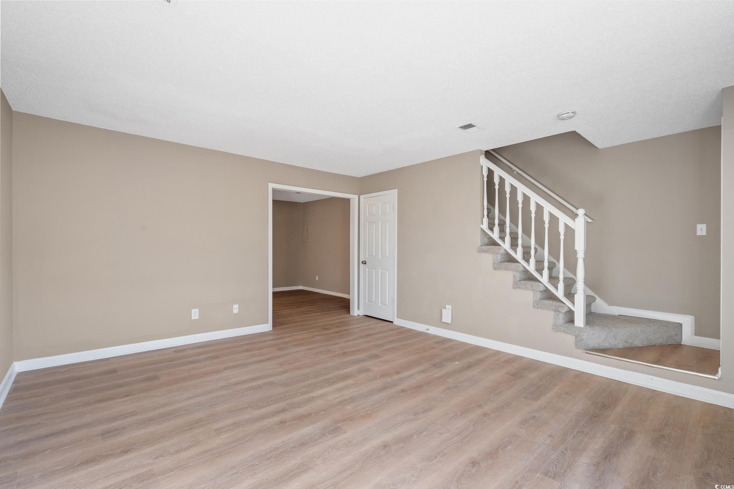 801 West Stewart St. Property Photo 4