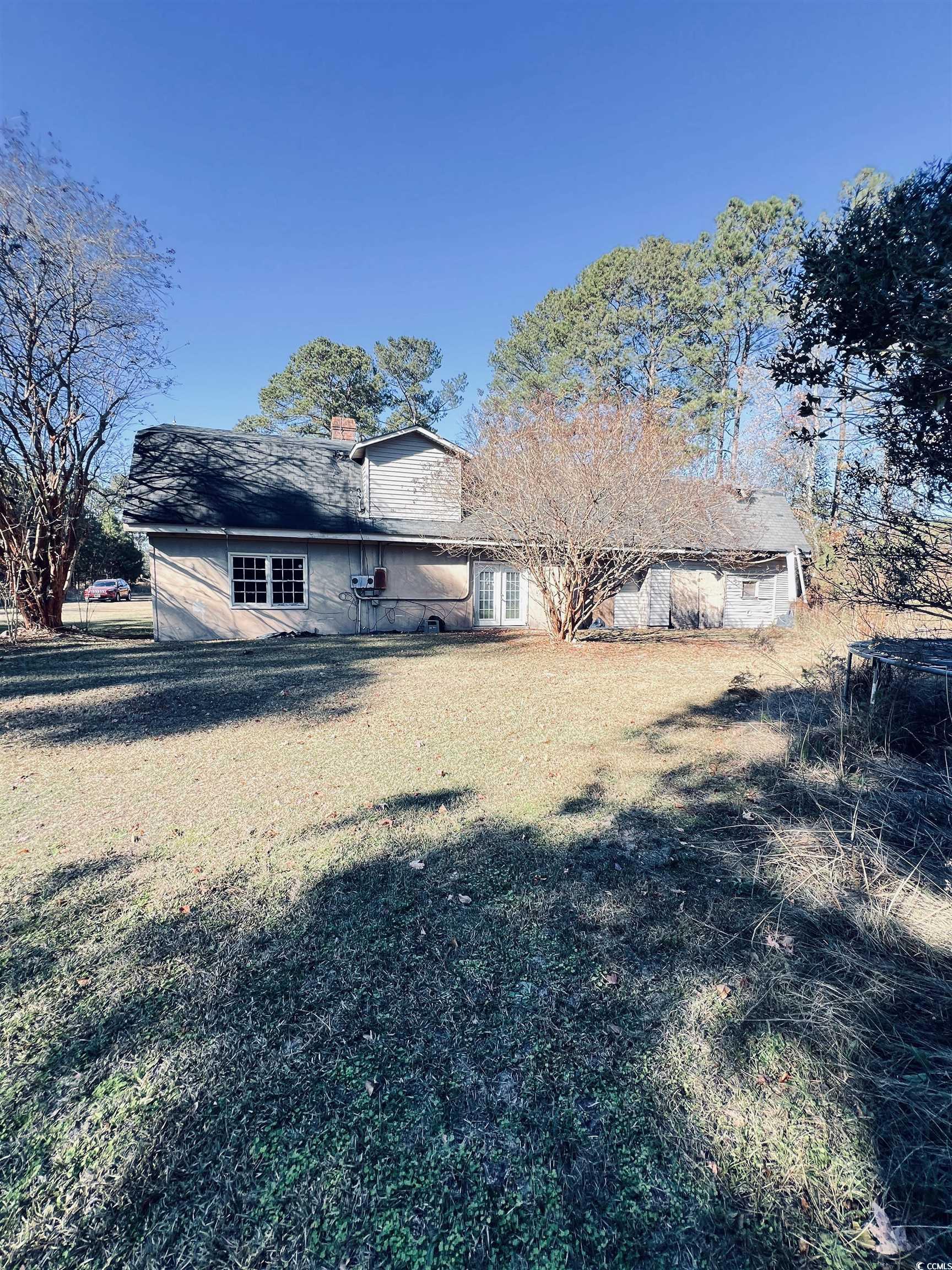 1352 Lester Ln. Property Photo 2
