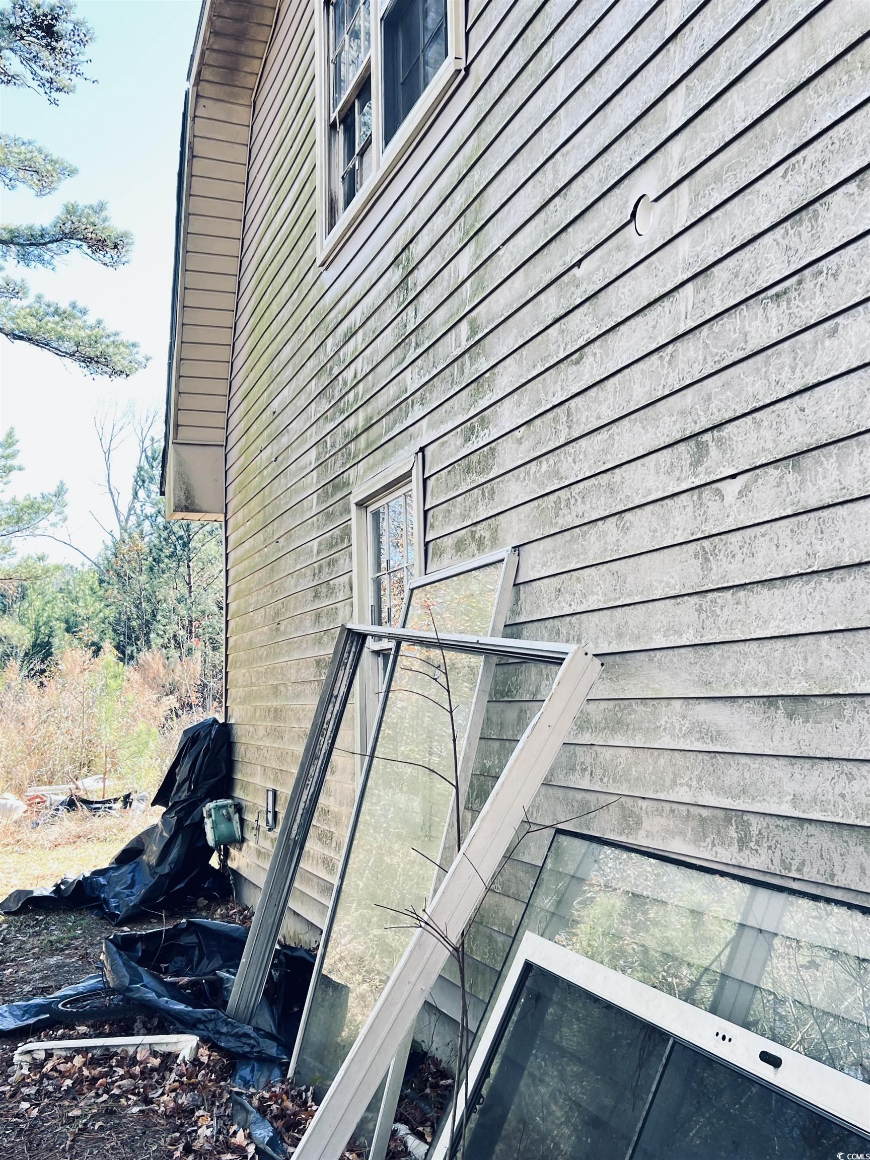 1352 Lester Ln. Property Photo 18