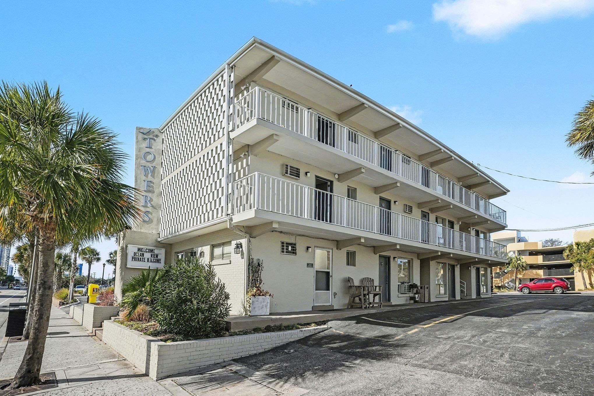 1805 N Ocean Blvd. N Property Photo 3