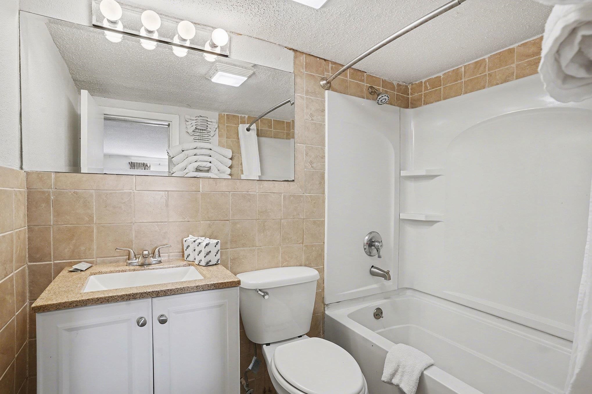 1805 N Ocean Blvd. N Property Photo 12