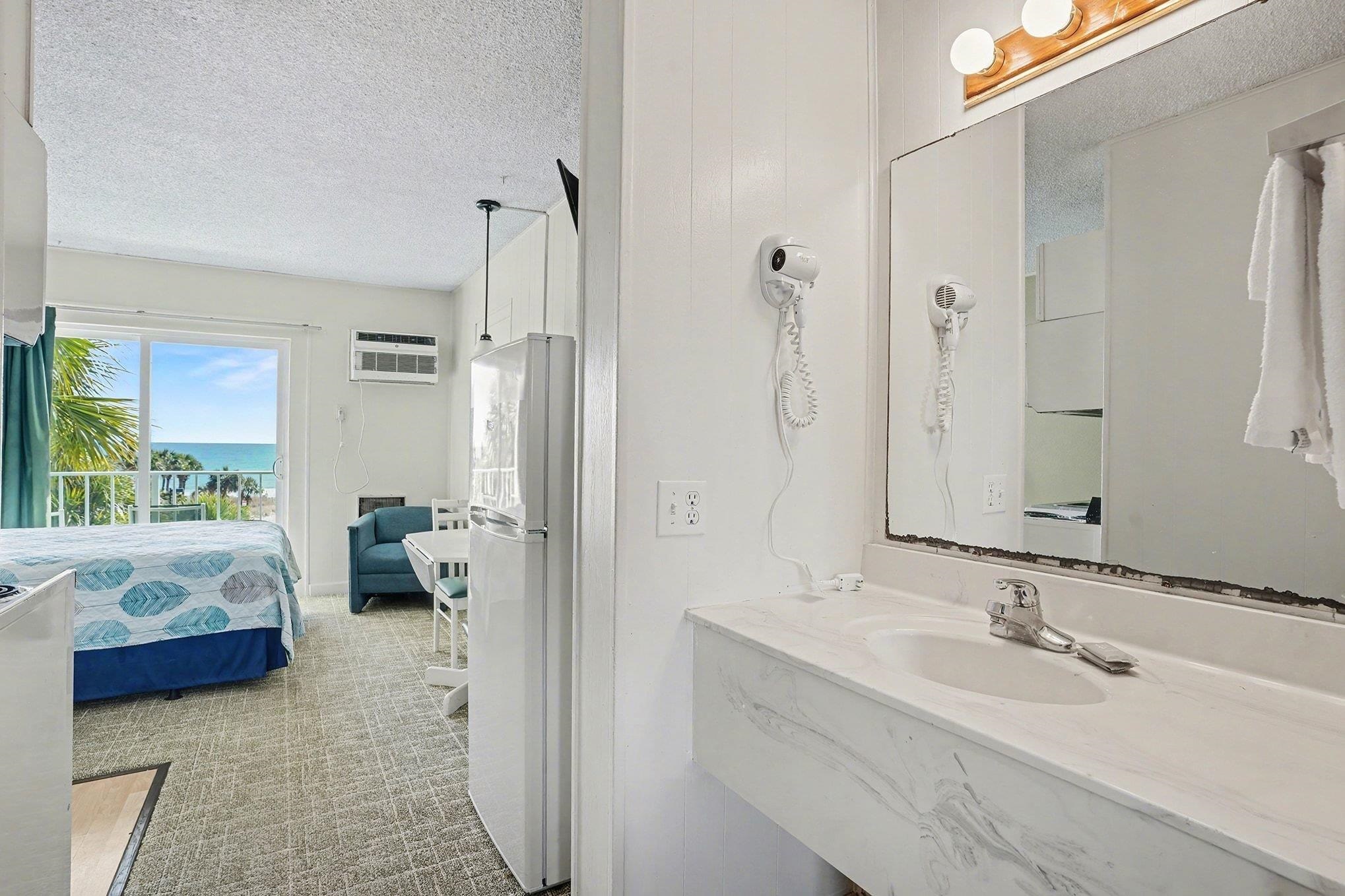 1805 N Ocean Blvd. N Property Photo 24