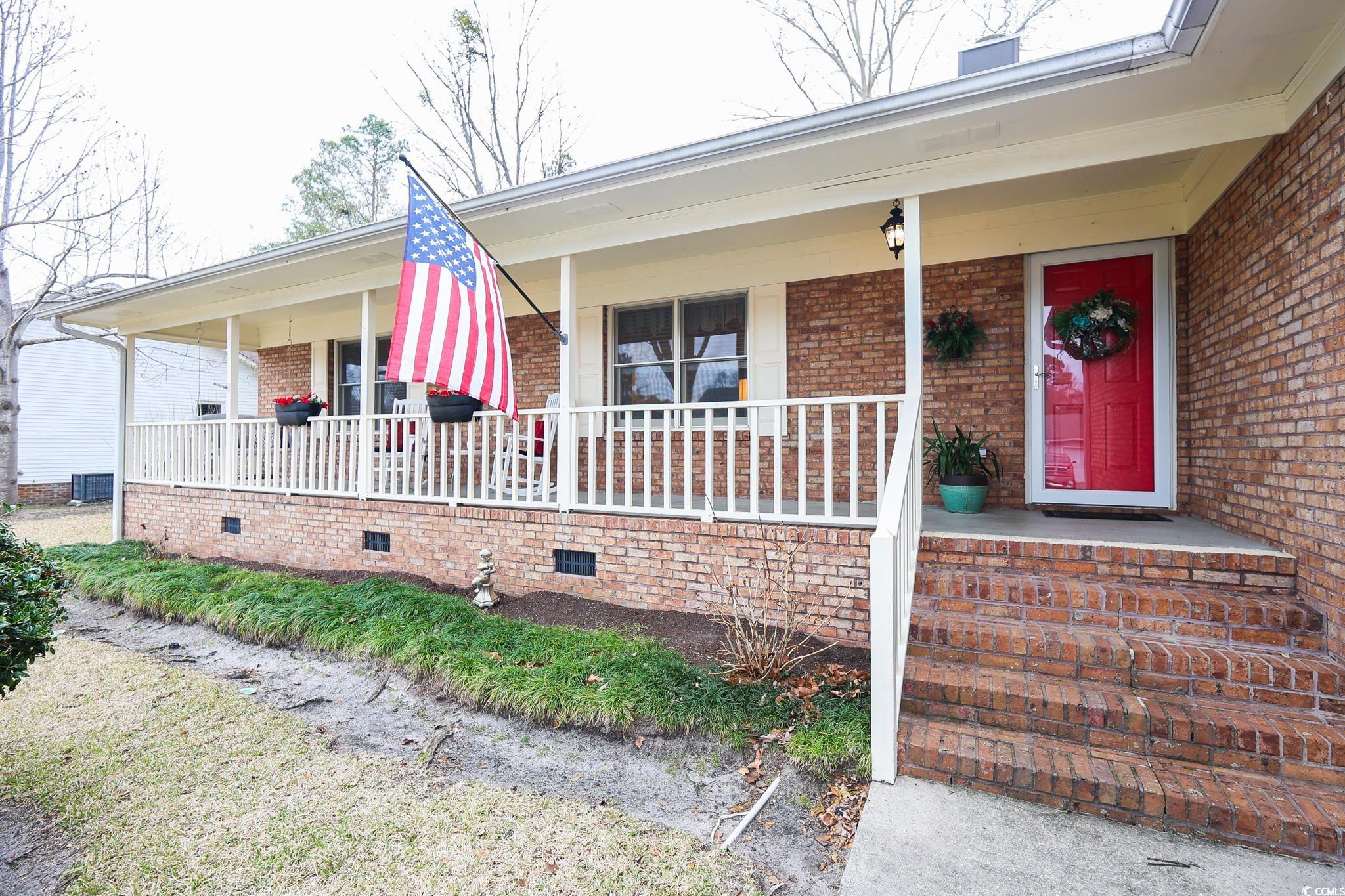 604 Six Lakes Dr. Property Photo 2