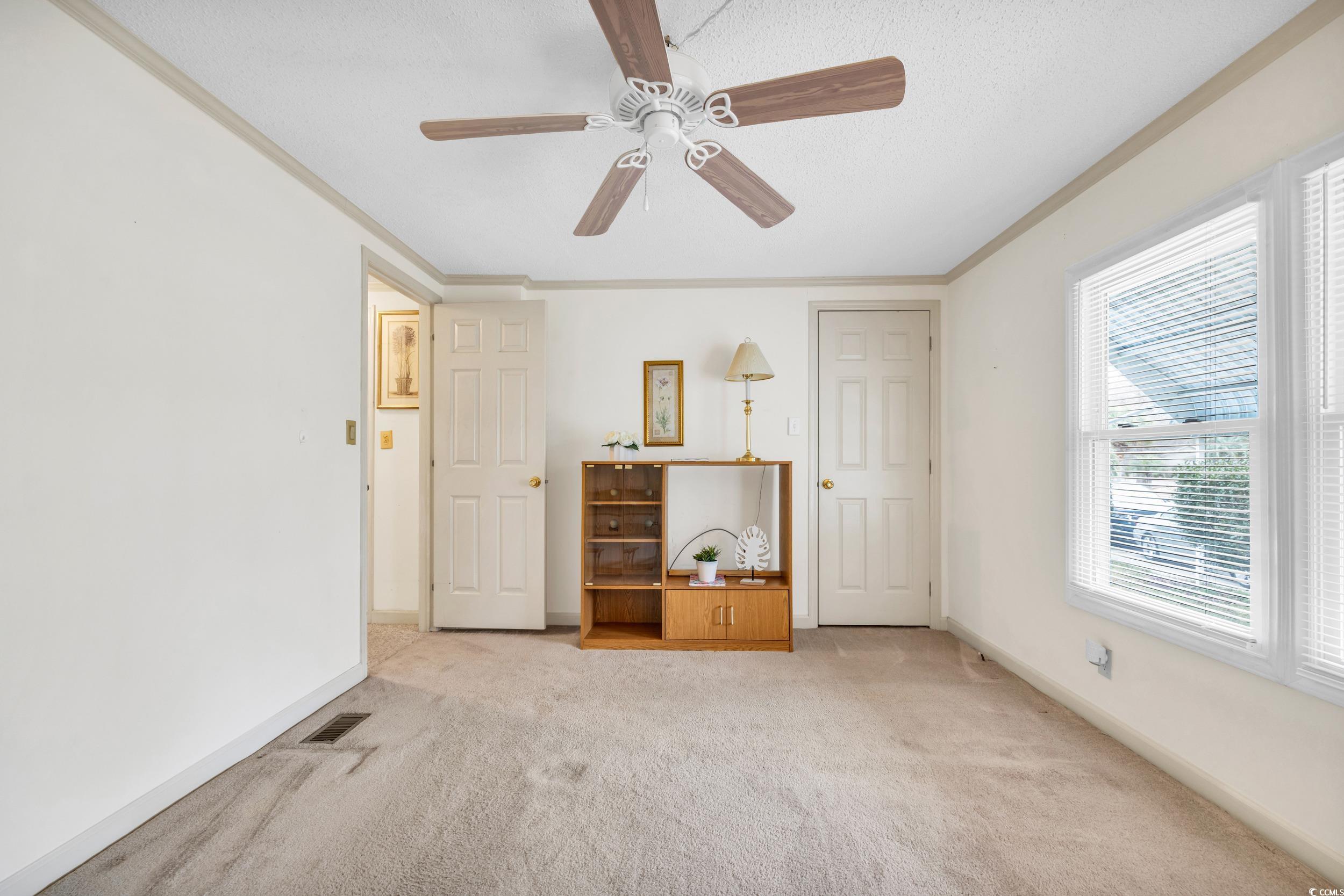 1623 Perry Circle Property Photo 10