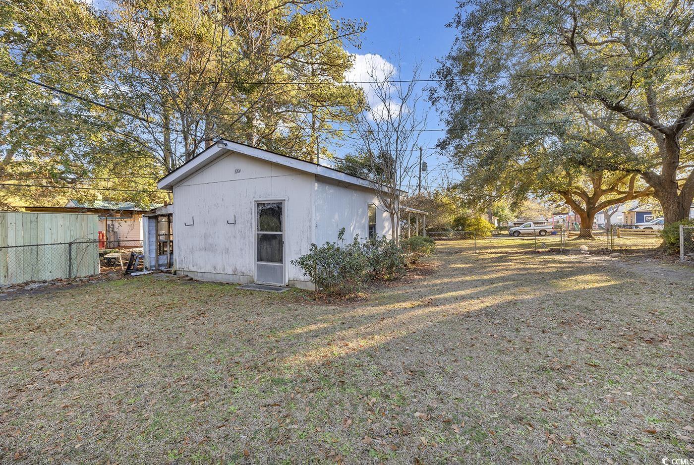 1817 South Island Rd. Property Photo 6