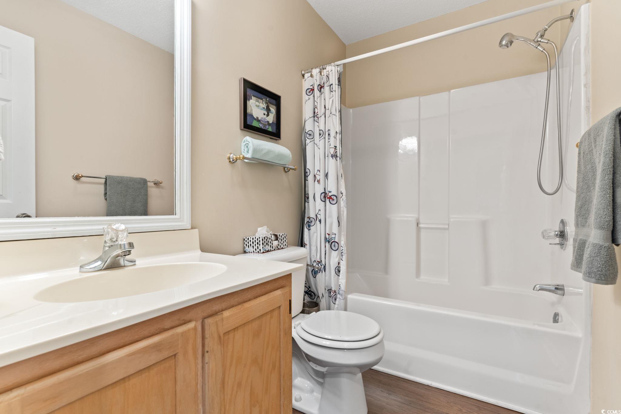 4648 Greenbriar Dr. Property Photo 7