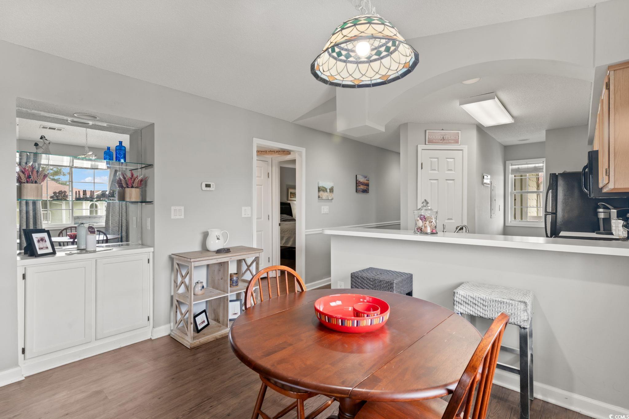 4648 Greenbriar Dr. Property Photo 10