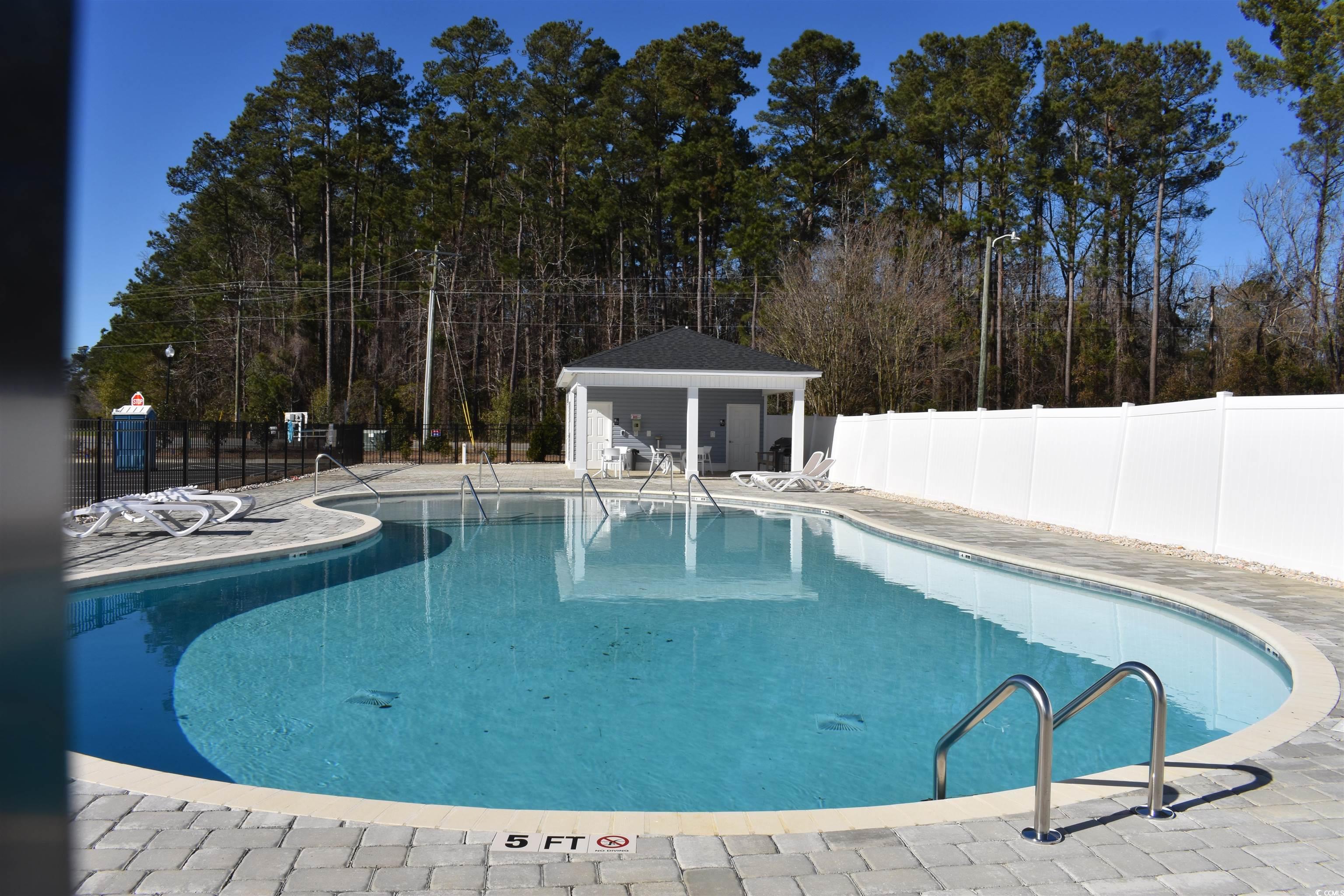 998 Oak Hollow St. Property Photo 7