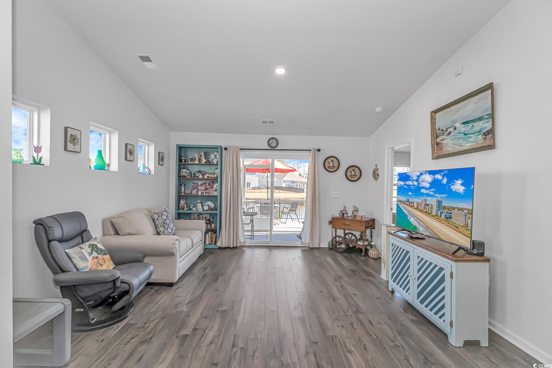 559 Courtridge Loop Property Photo 8