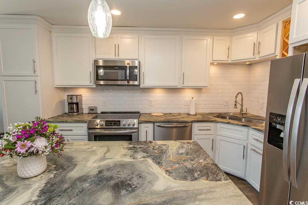 201 N 76th Ave. N Property Photo 6