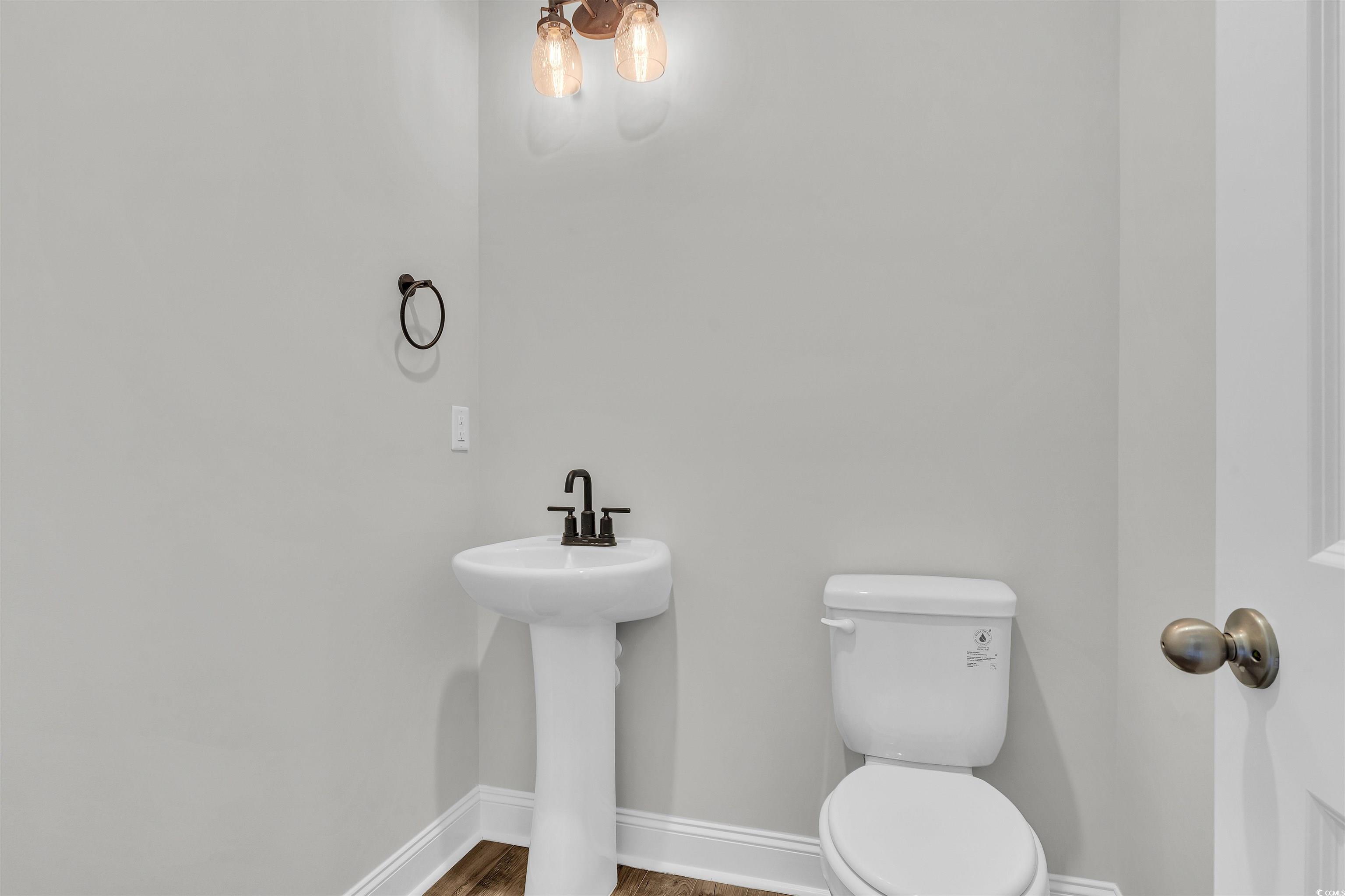 1091 Forest Bend Dr. Property Photo 8