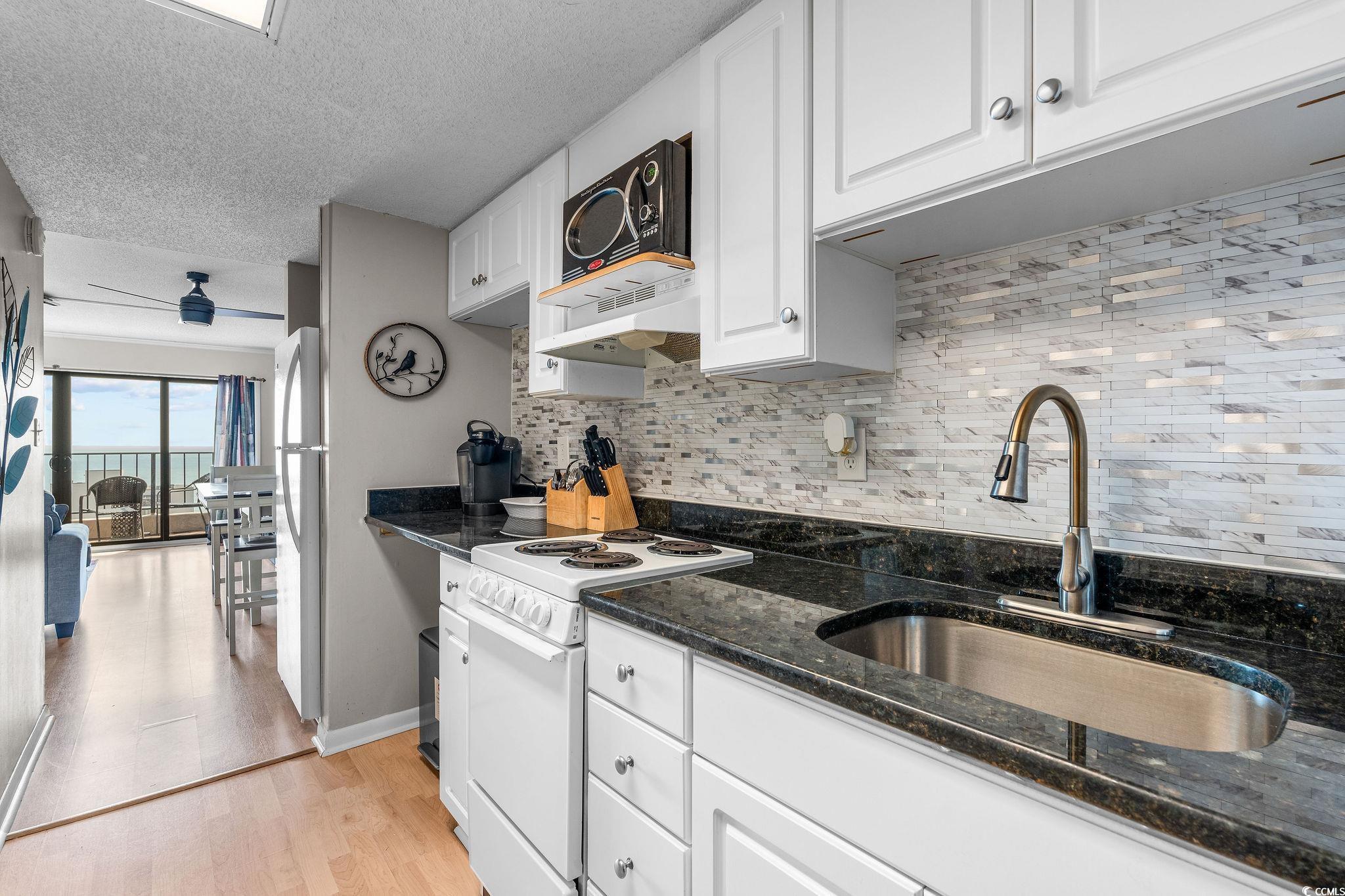 7509 N Ocean Blvd. Property Photo 11