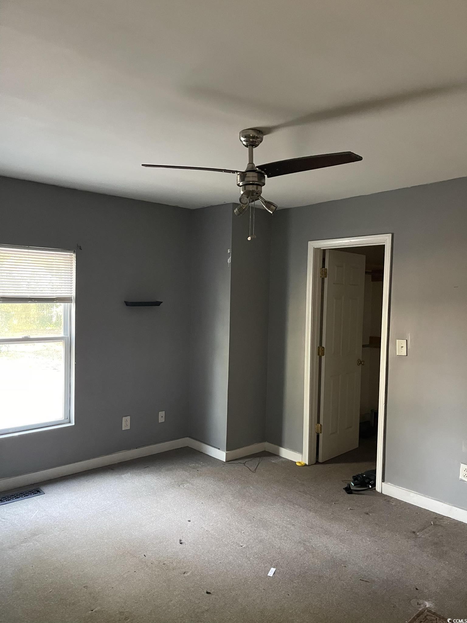 1353 Moss St. Property Photo 8