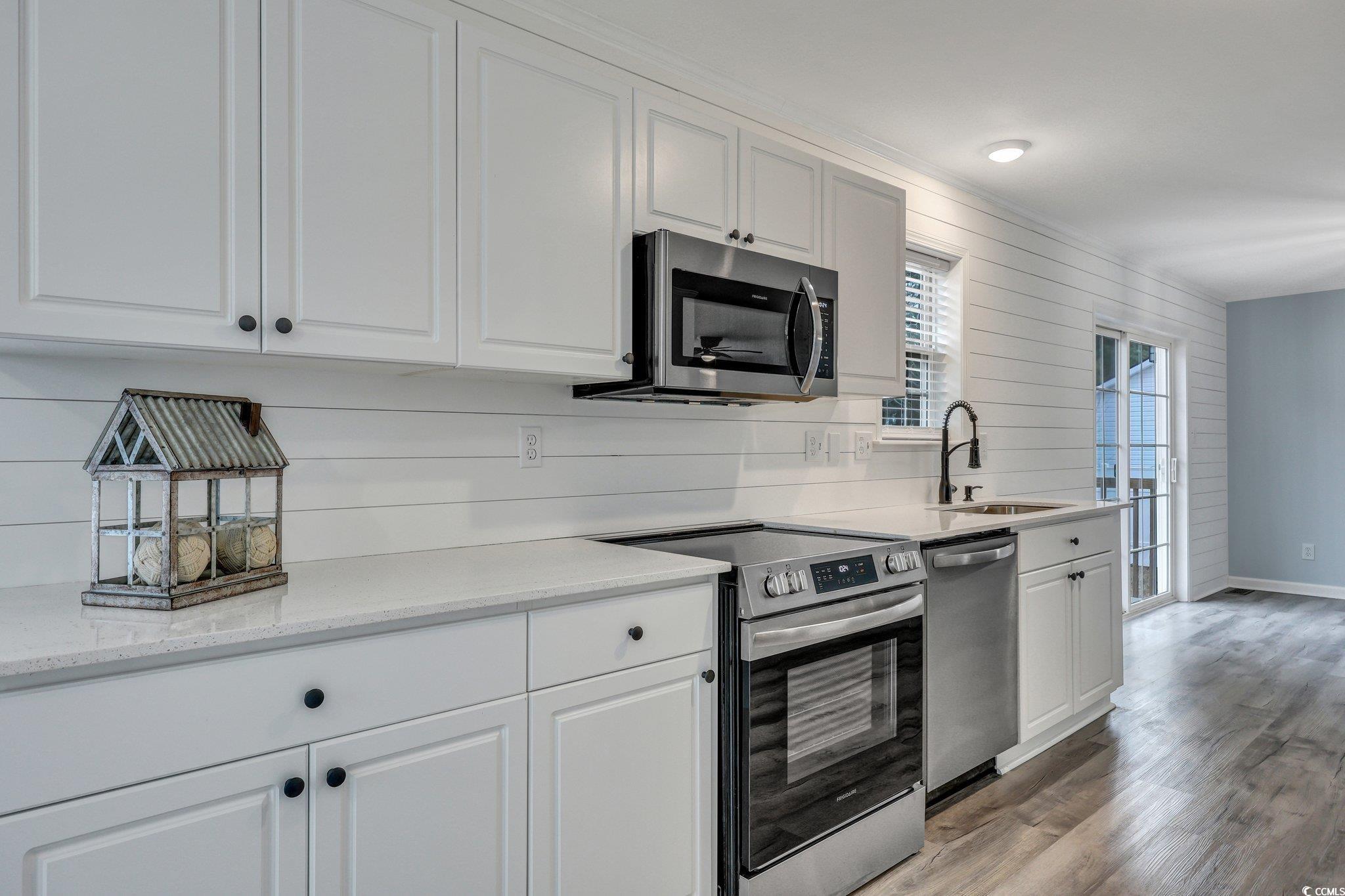 308 Stone Throw Dr. Property Photo 11