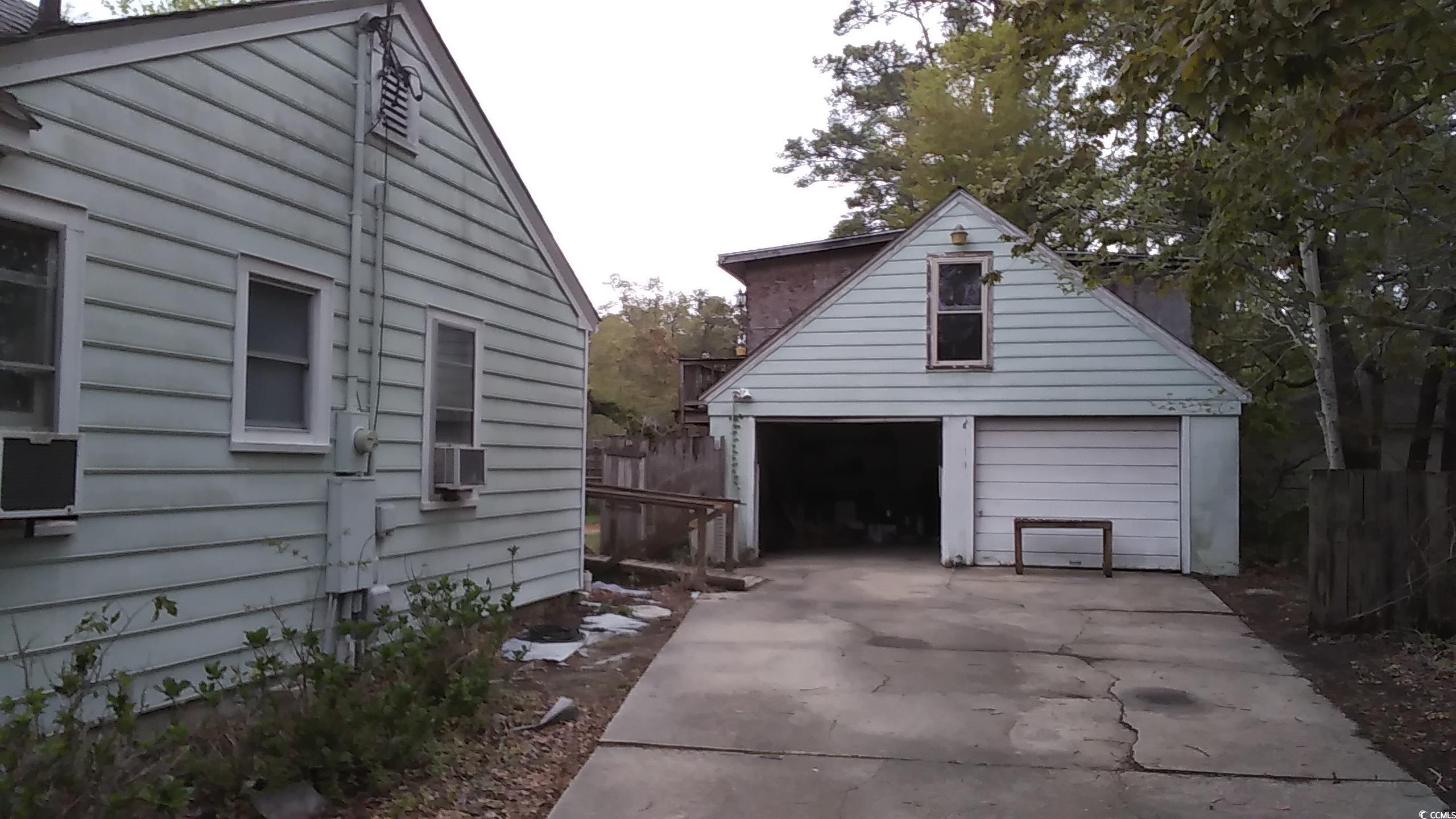 606 Dawson St. Property Photo 7