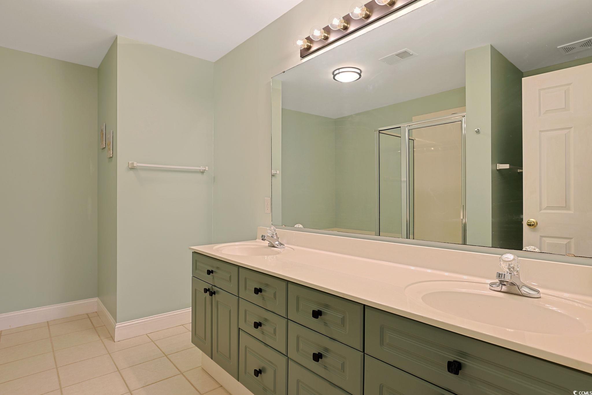 48 Twelve Oaks Dr. Property Photo 19