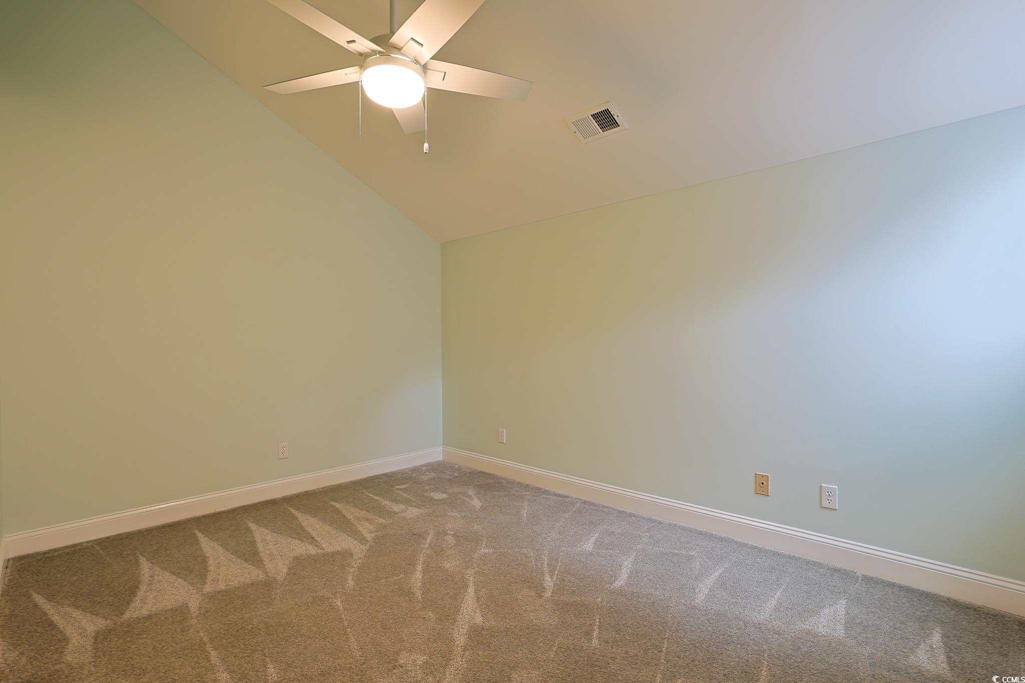 48 Twelve Oaks Dr. Property Photo 22