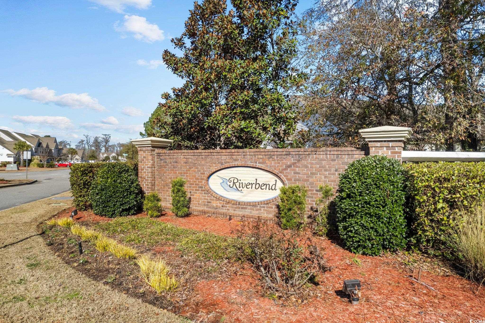 651 Riverward Dr. Property Photo 36