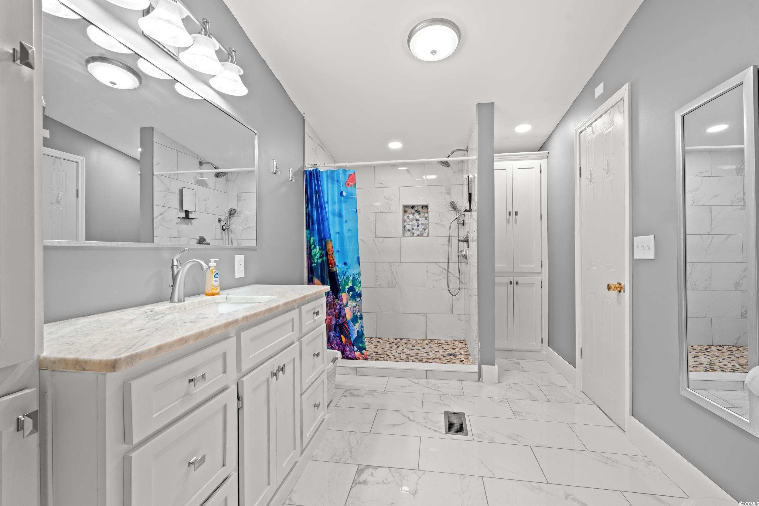 287 Kanawha Trail Property Photo 13