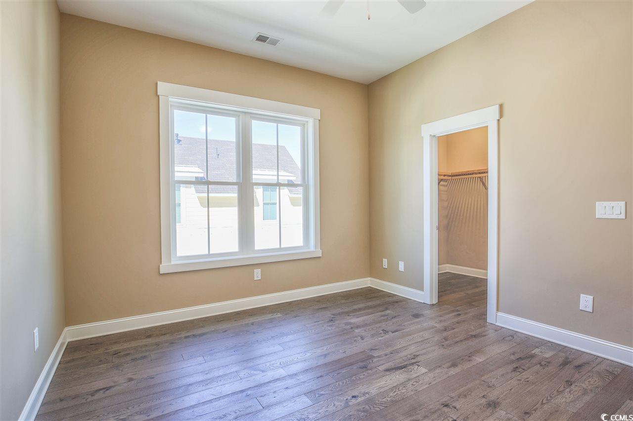 8079 Laurel Ash Ave. Property Photo 15