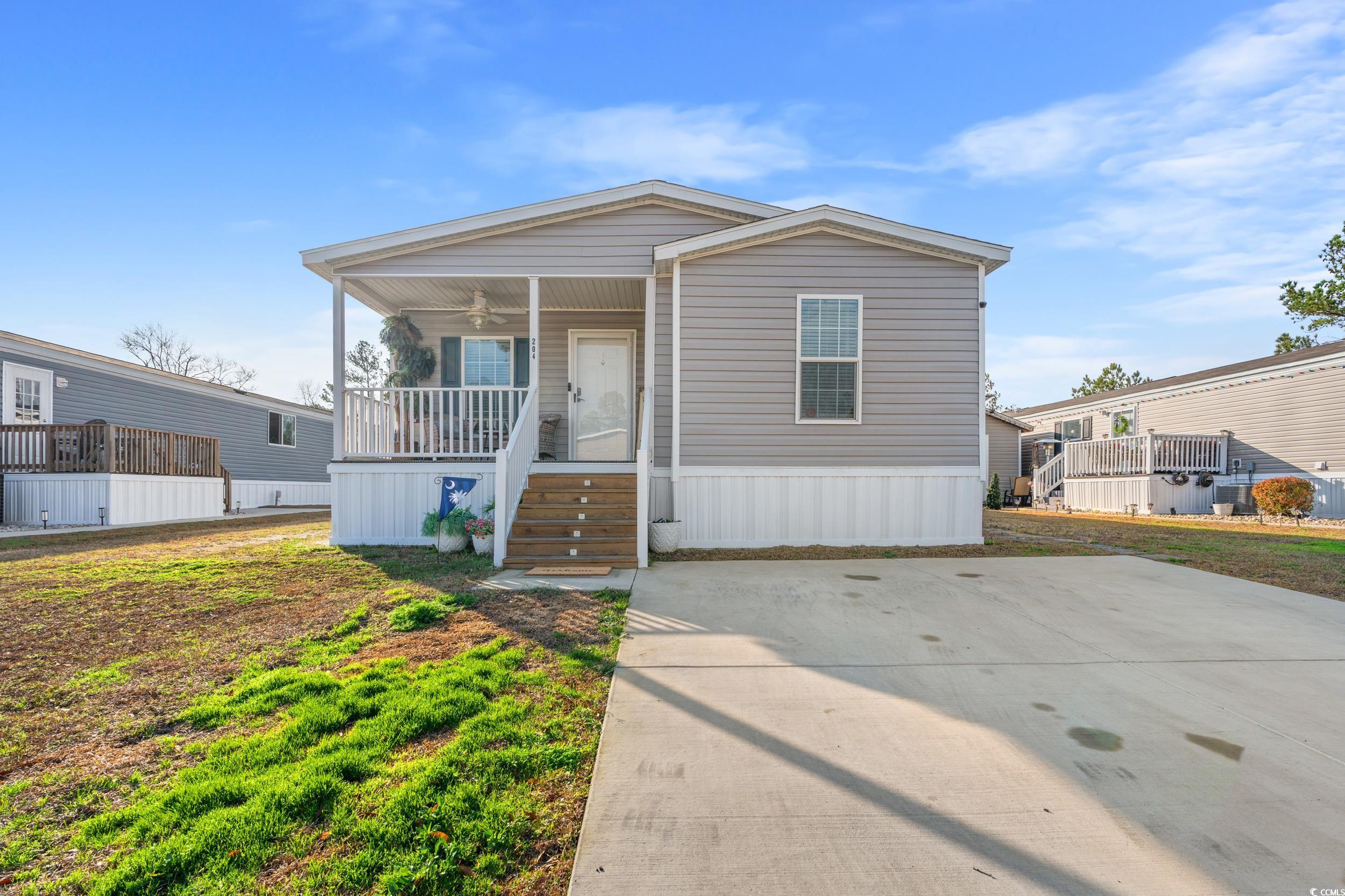 204 Air Stream Dr. Property Photo 1