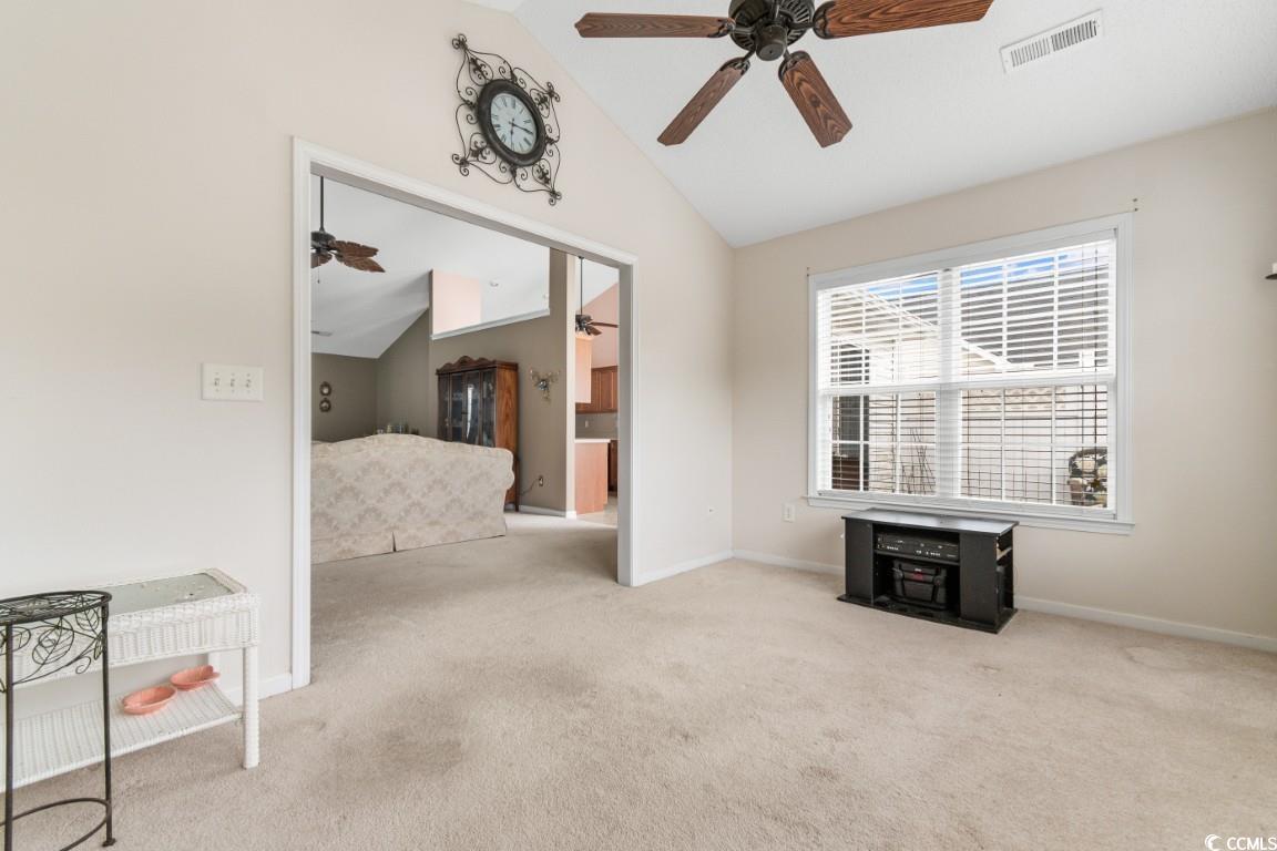 401 Barton Loop Property Photo 14