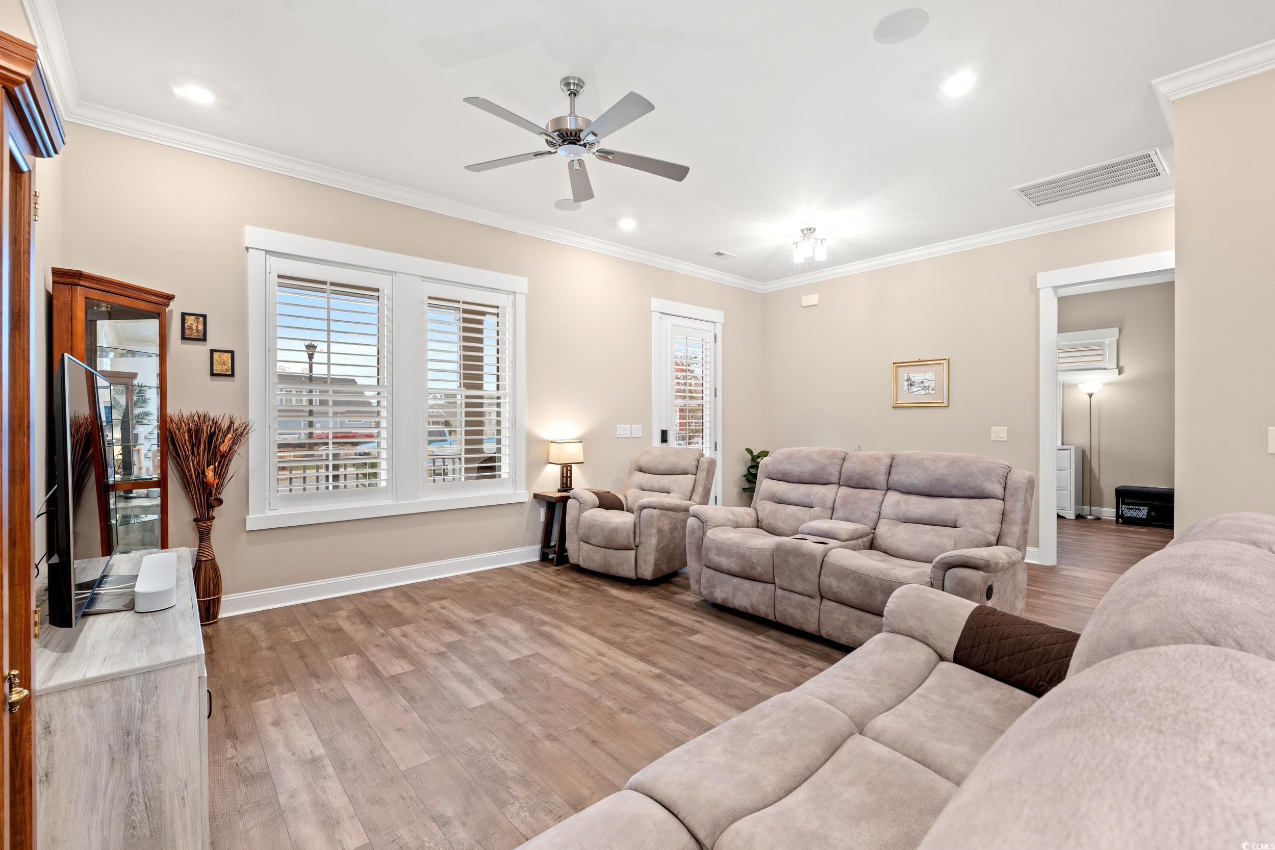 8155 Living Tide Dr. Property Photo 5