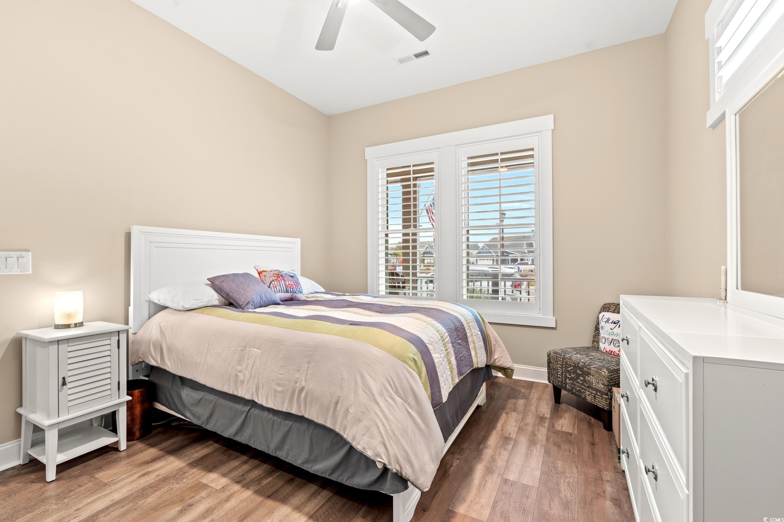 8155 Living Tide Dr. Property Photo 16