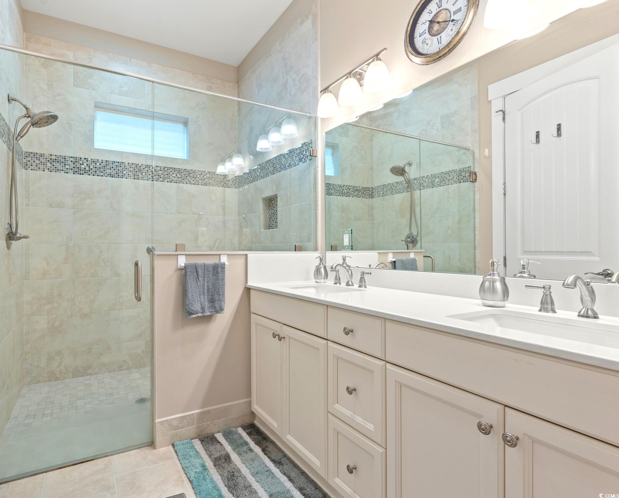 8155 Living Tide Dr. Property Photo 17