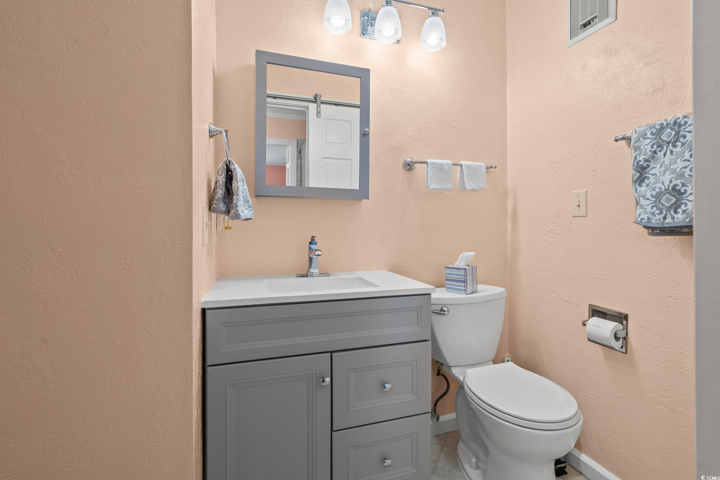 415 Ocean Creek Dr. Property Photo 10