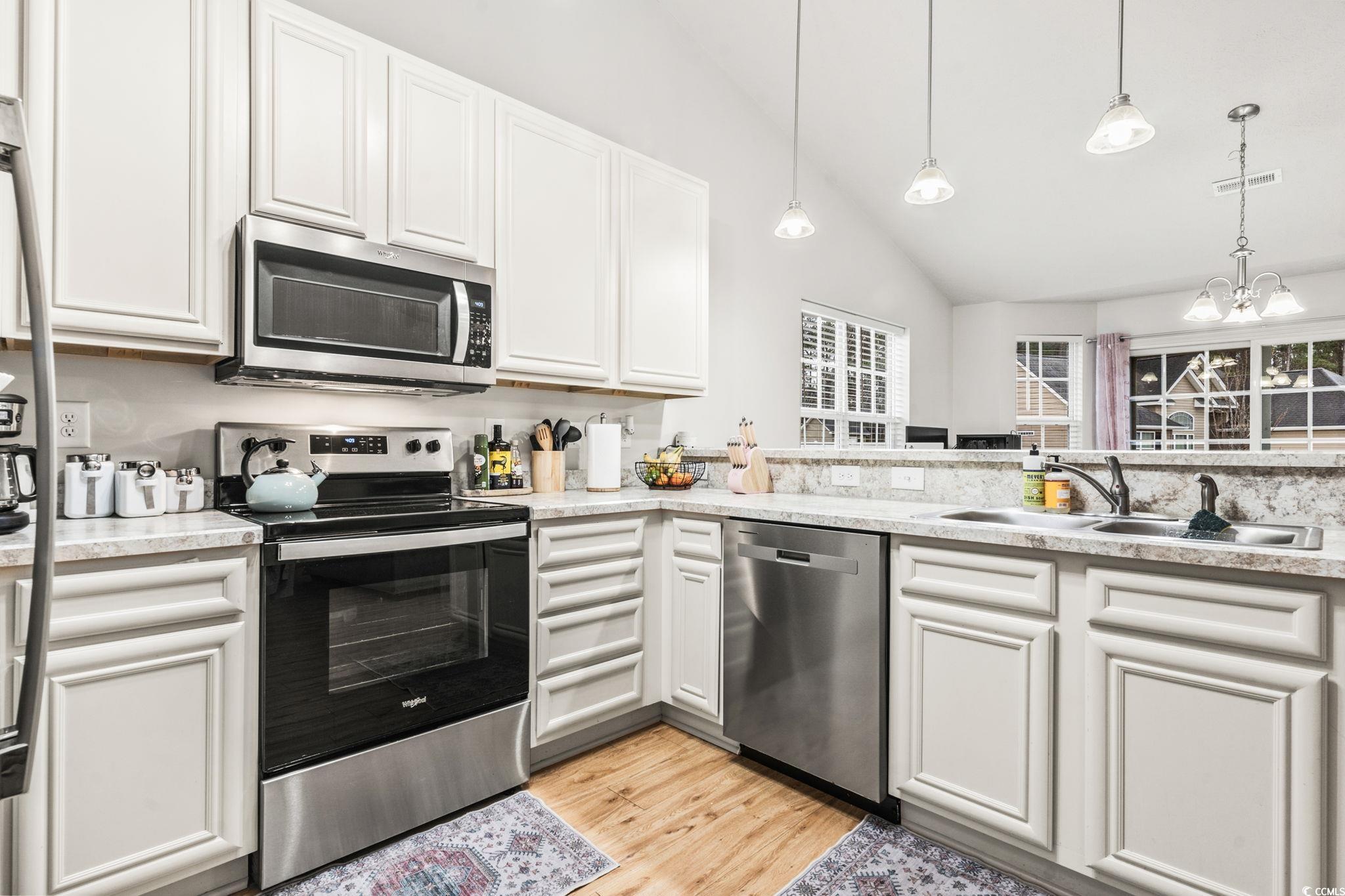 281 Encore Circle Property Photo 3