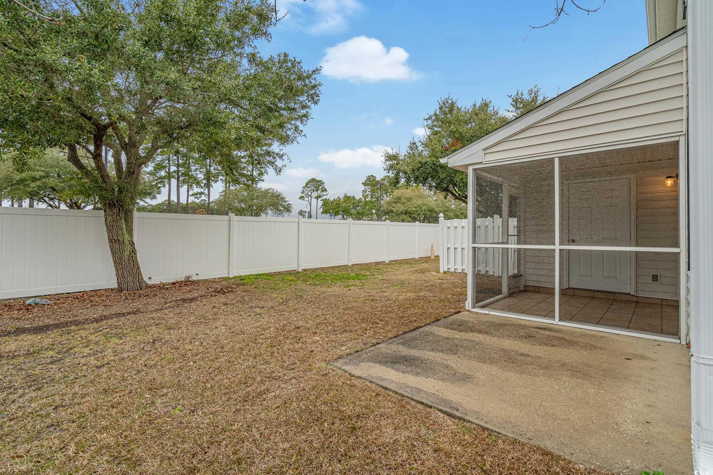 3567 Chestnut Dr. Property Photo 19